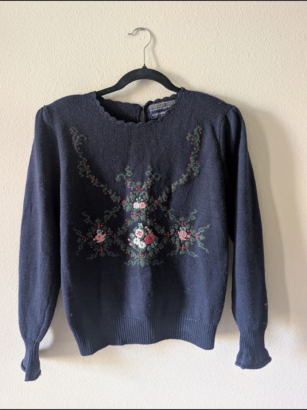 Vintage Floral Embroidered Navy Women's Sweater